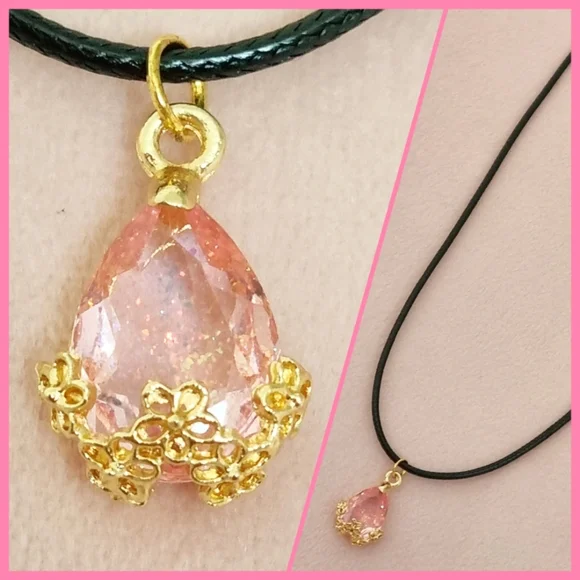 Necklace | Sparkle Pendant | Gorgeous, Glamourous & Glitzy 🩷 - Picture 9 of 11